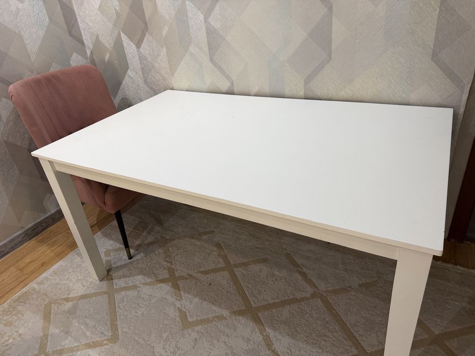 Стол не дорого продам