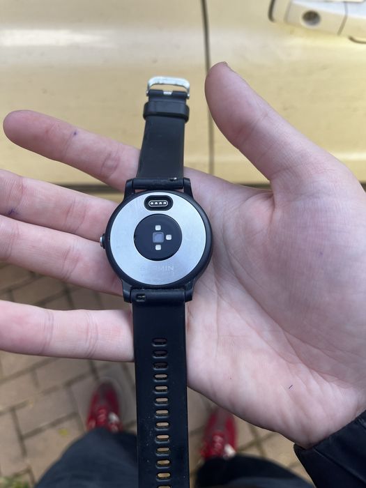 Часы Garmin vivoactive 3