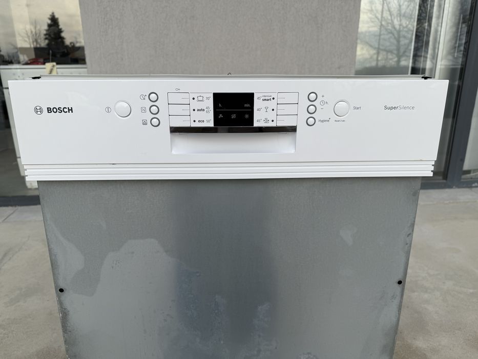 Съдомиялна за вграждане Bosch SuperSilence 60 см
