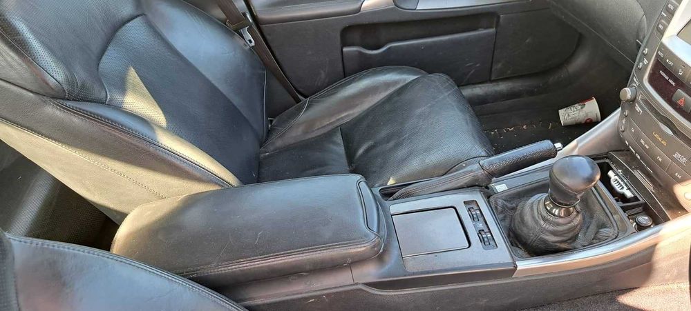 Lexus IS220 НА ЧАСТИ