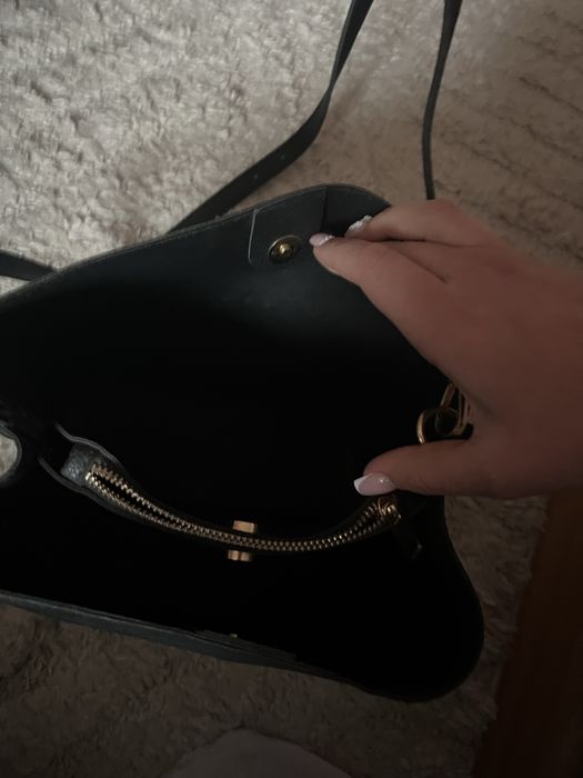 Чанта с дълга дръжка черна с 3 отделения