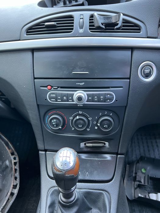 Рено лагуна на части