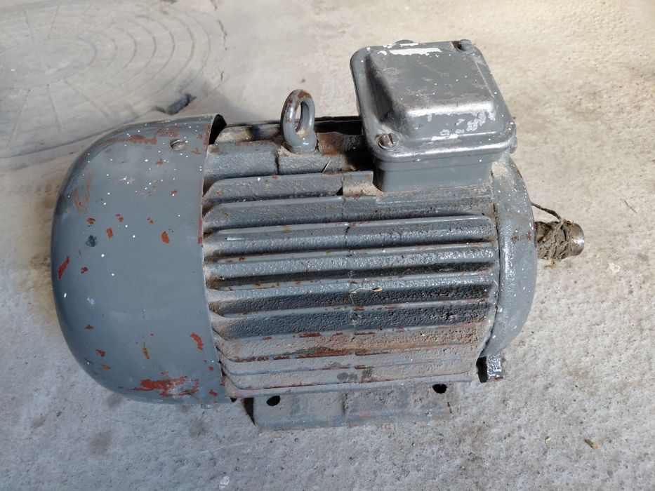 Электродвигатель 2.2 кВт 950 об/мин 380В