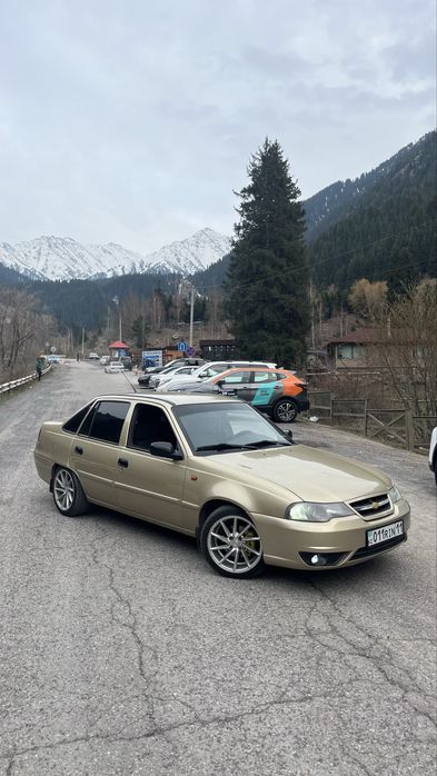 Титанка R16 покришка
