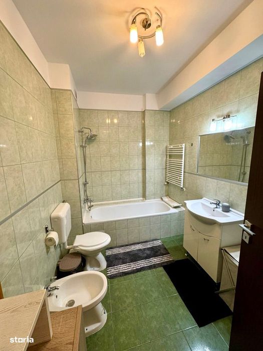 Inchiriez apartament o camera+nisa de dormit, ARED-UTA