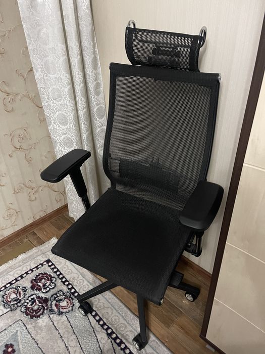 Эргономичное кресло Samurai Black Edition (сетка)