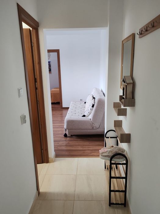 Închiriez apartament 2 camere Aleea Steaza