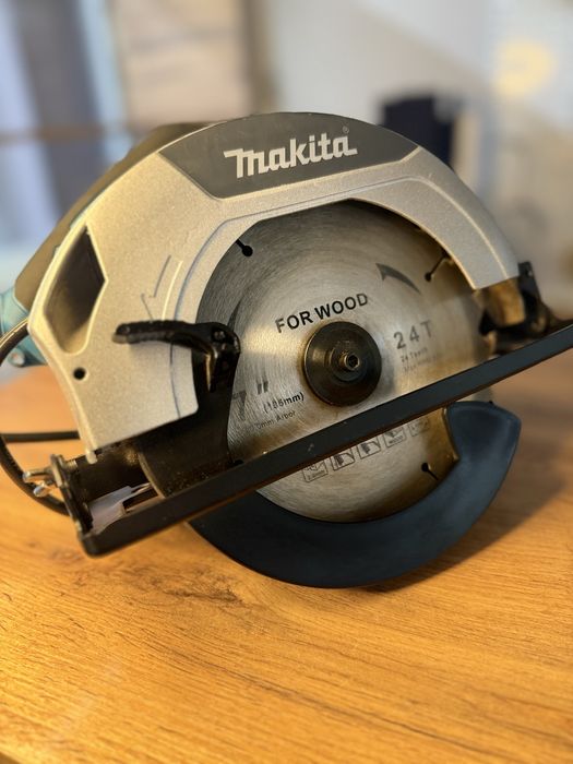 Дисковая пила Makita