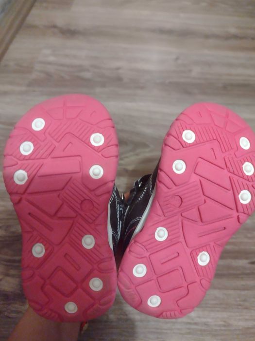 Детски ботушки и боти