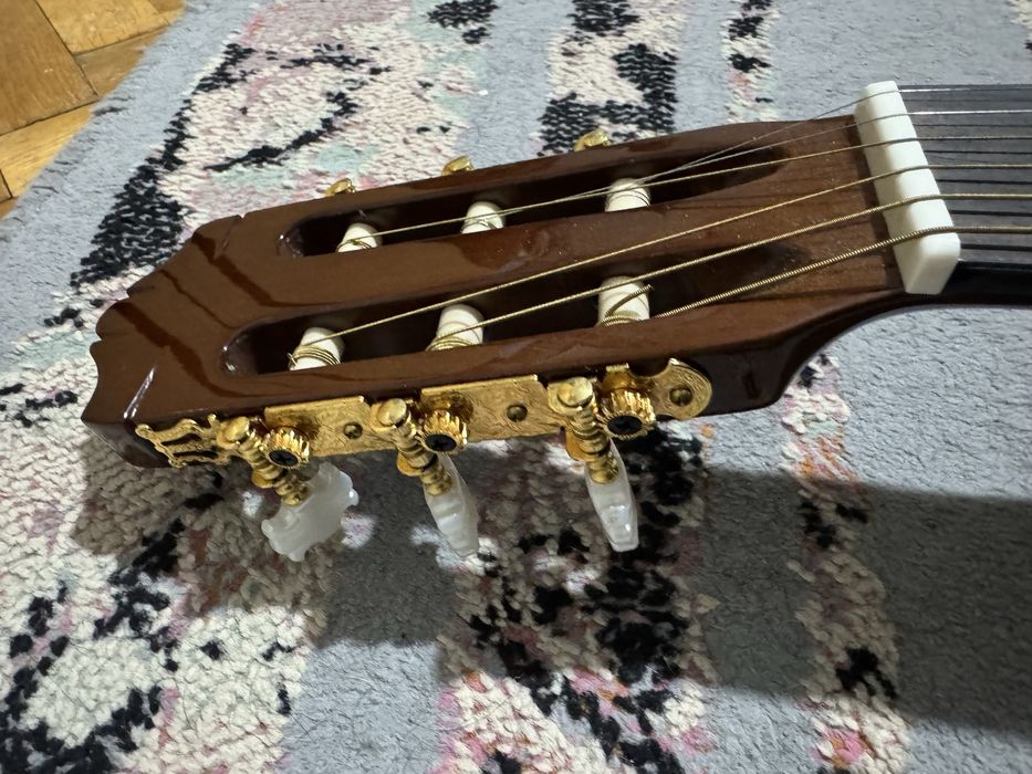 Класическа китара Yamaha C80