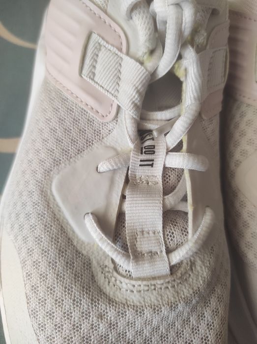 Дамски маратонки Nike