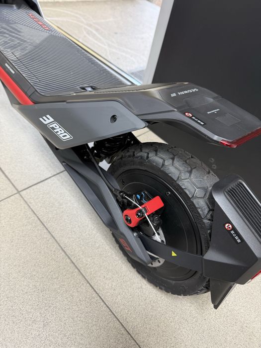 Электросамокат Segway ZT3 Pro