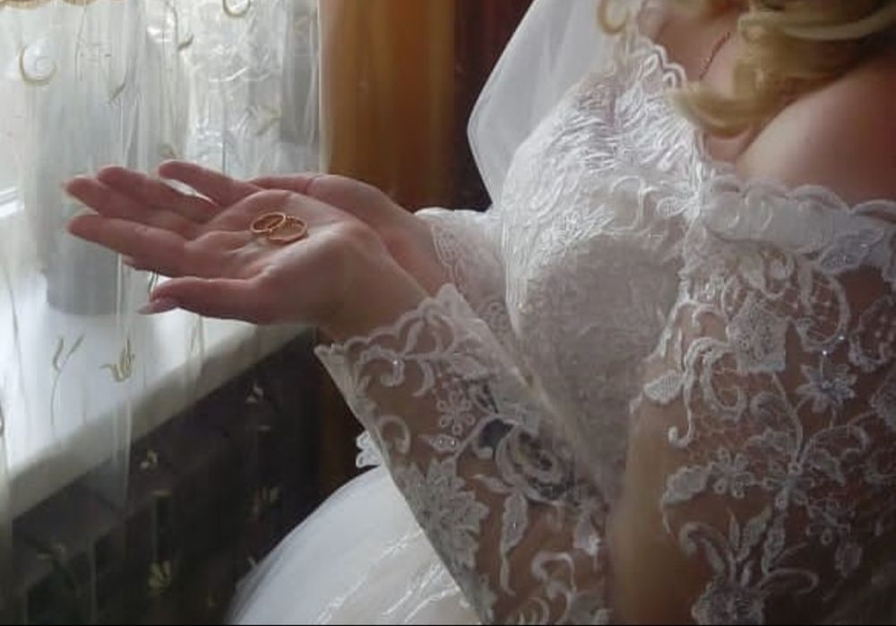 Продам свадебное платье