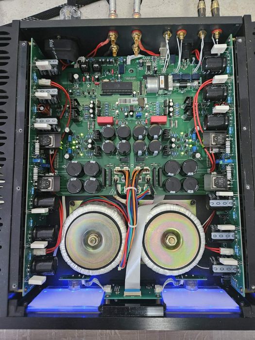 Amplificator Xindak pa-m II cu dac(pure class A)