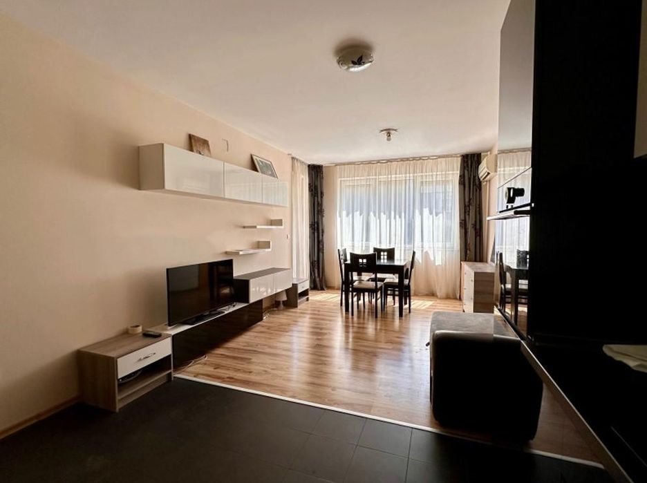 Дава се под наем Двустаен апартамент в София, Красно село - 62 кв.м за 599 € - Снимка #2