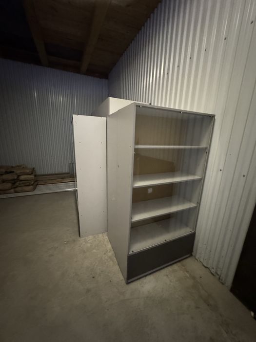 Продам стелажи количество 11 штук