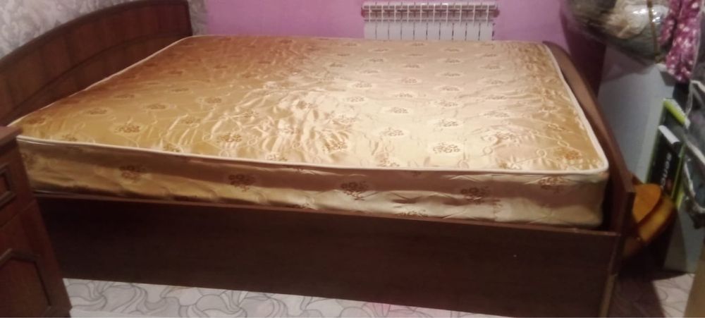 Мебель шкаф кровать камод