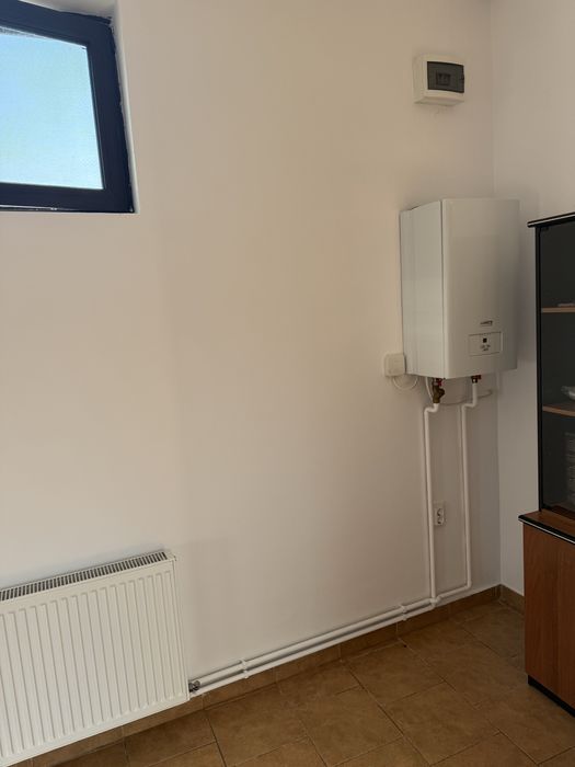 DE VÂNZARE – Spațiu de depozitare 160+ mp | Teren 950 mp | Bujoreni – Strada Armoniei