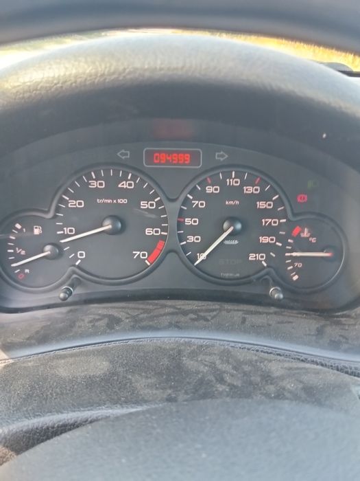 Vând Peugeot 206
