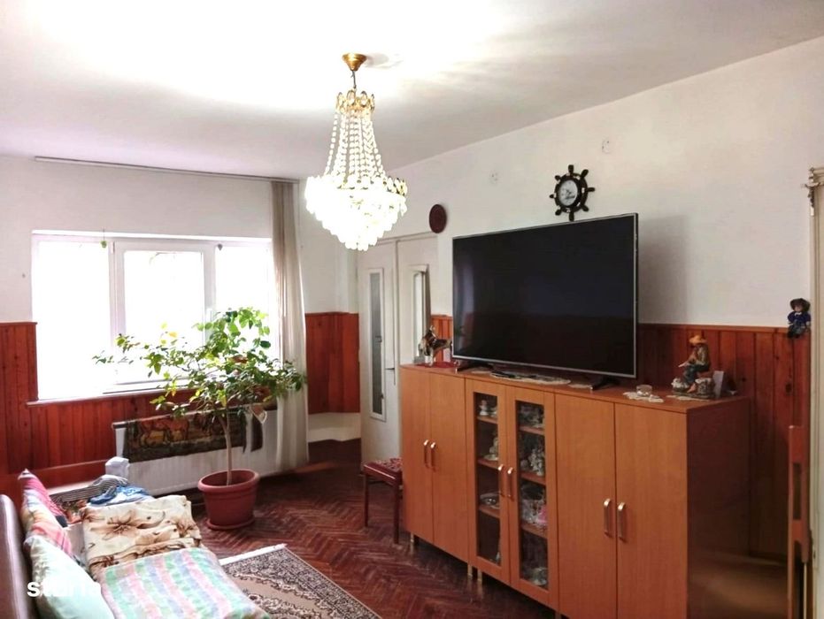 Casa de vanzare in Sagu