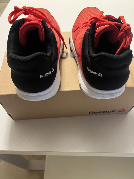 Маратонки REEBOK Yourflex Train 10
