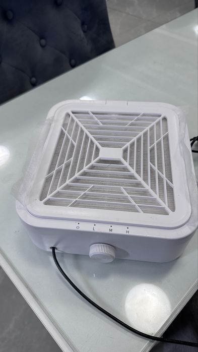 продам вытяжку для маникюра