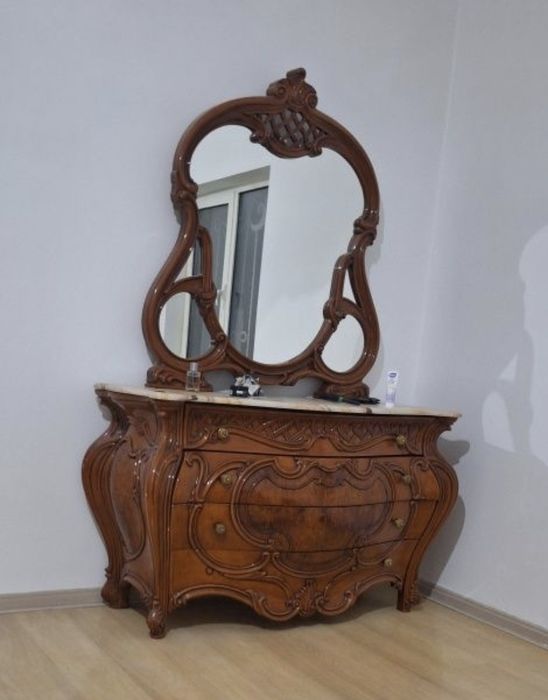 Спальный гарнитур Италия