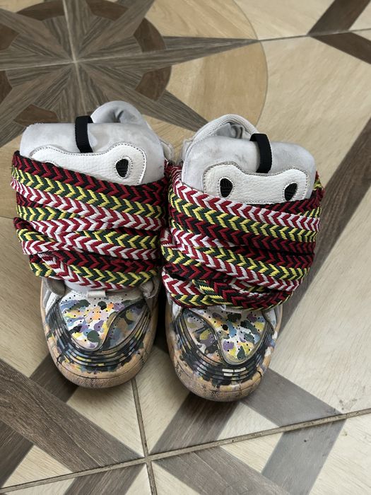 lanvin curb