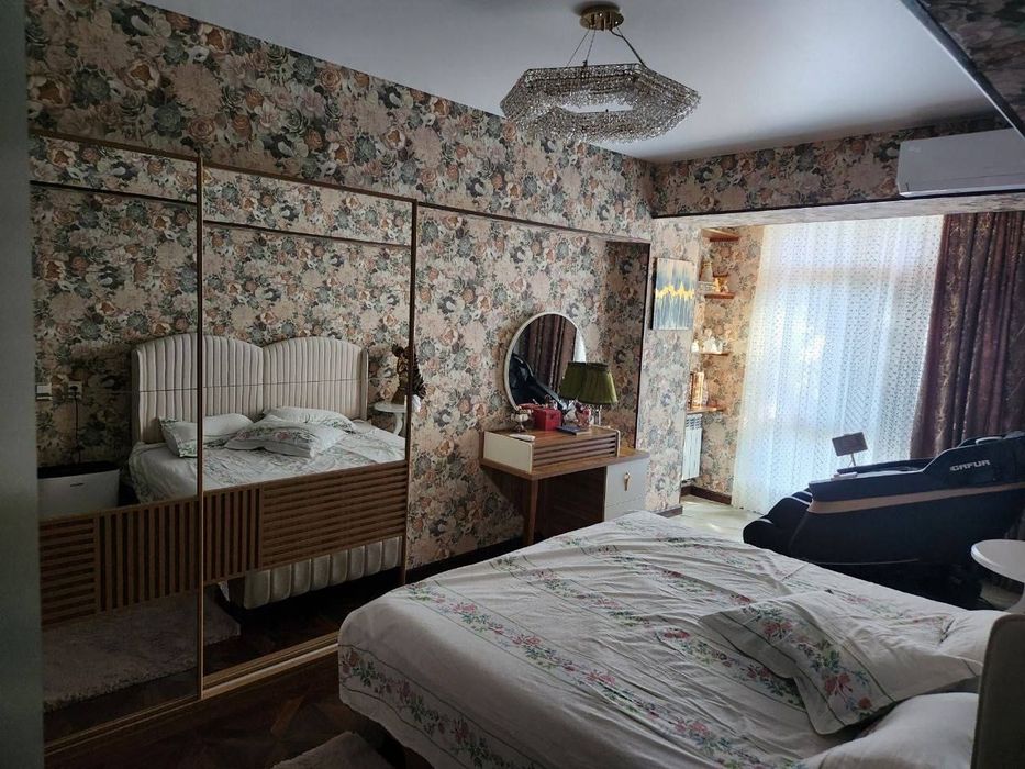 Продаётся 4в3ком на Ц5 92м2 ор-р: Киет