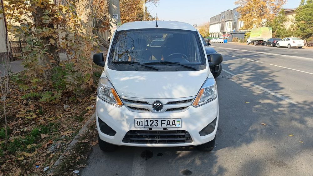 Foton grantour v3 miniven mashina pradayotsa