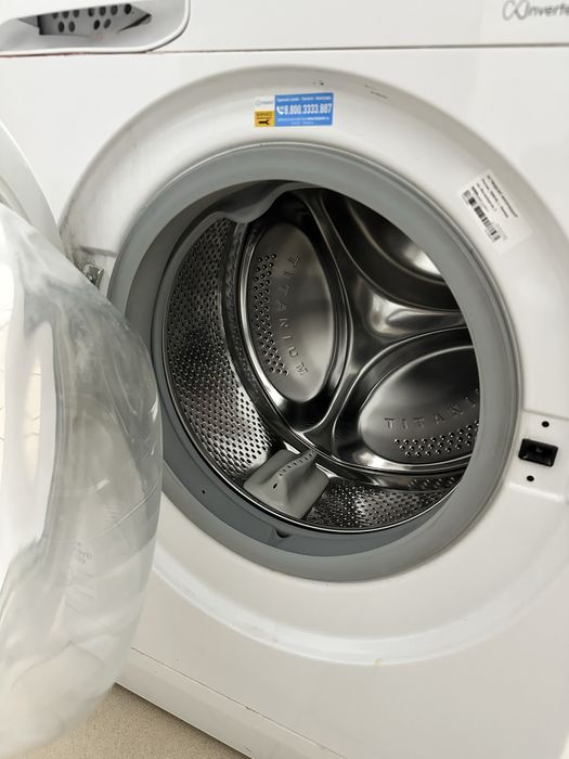 Продам стиральную машинку Indesit