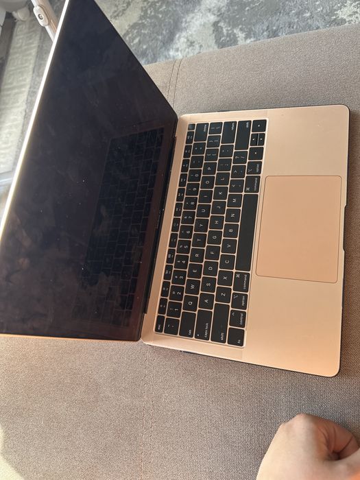 Macbook air gold rose