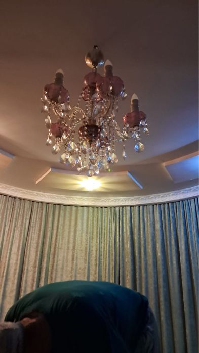 Люстра для комнаты