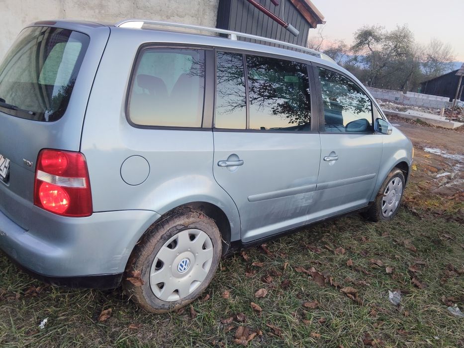 VOLKSWAGEN Touran 2004 — imagine 4