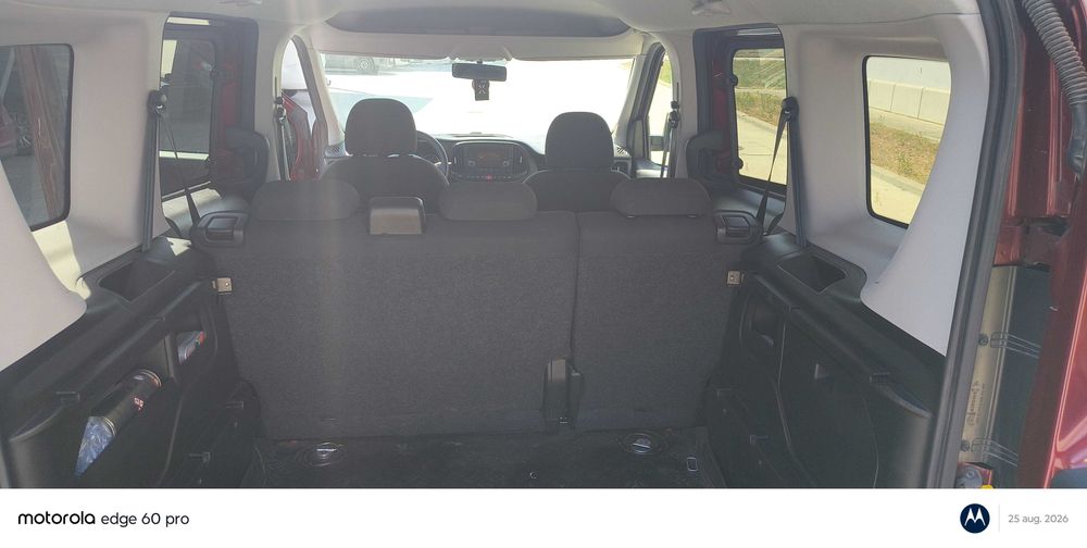 De vânzare Fiat Doblo, motor 1,6.
