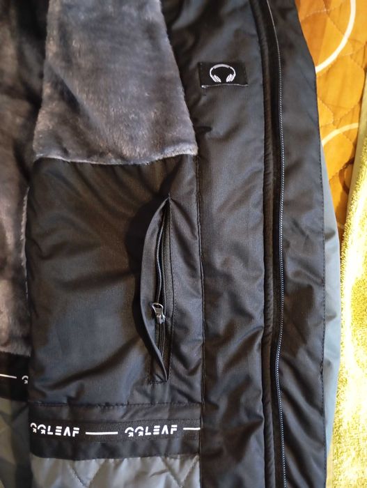 Мъжко зимно яке LEAF с качулка, размер XL, цена 70 лв.