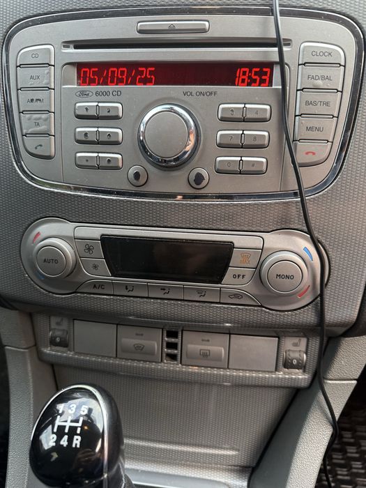 Vand Ford Focus Diesel 2100 euro neg