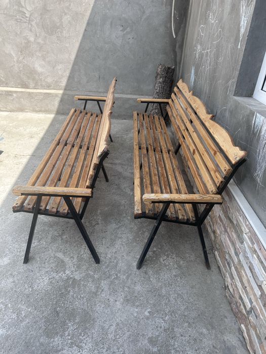 Продам стол и скамейки