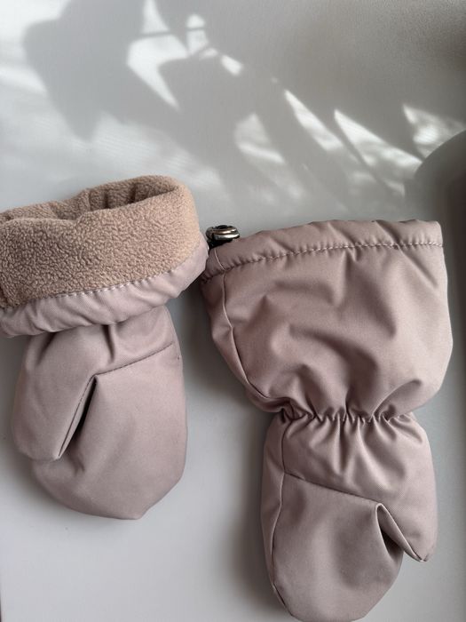 Продам комбинезон зимний 116 размер