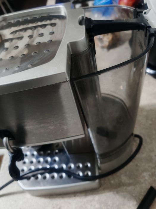 Aparat Delonghi expresor spuma lapte
