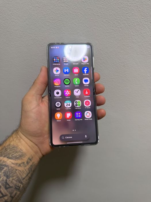 Samsung flip  7   256gb
