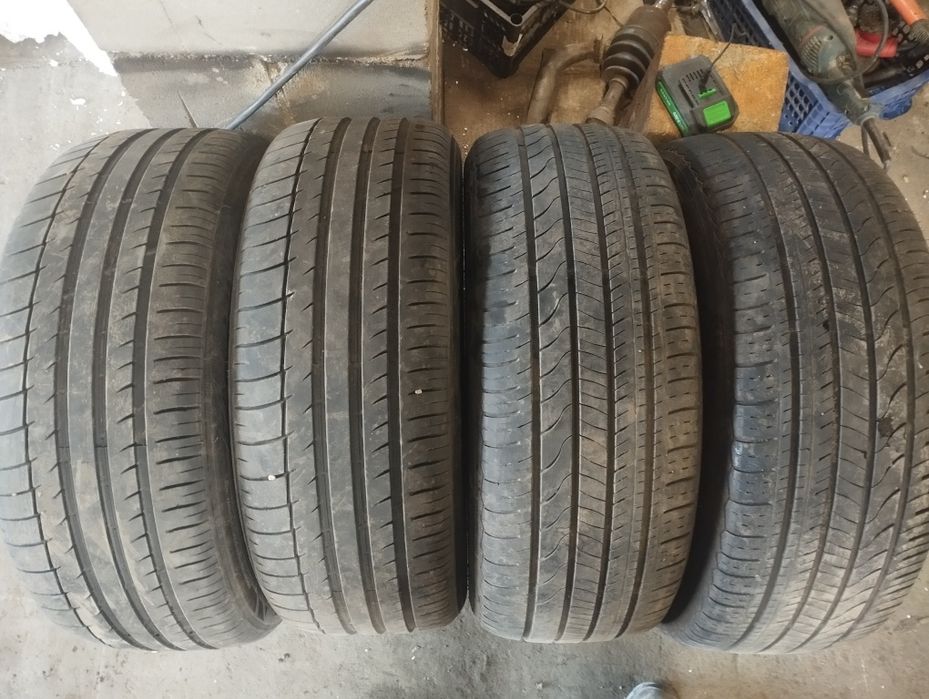 Комплект летних шин 215/55/17