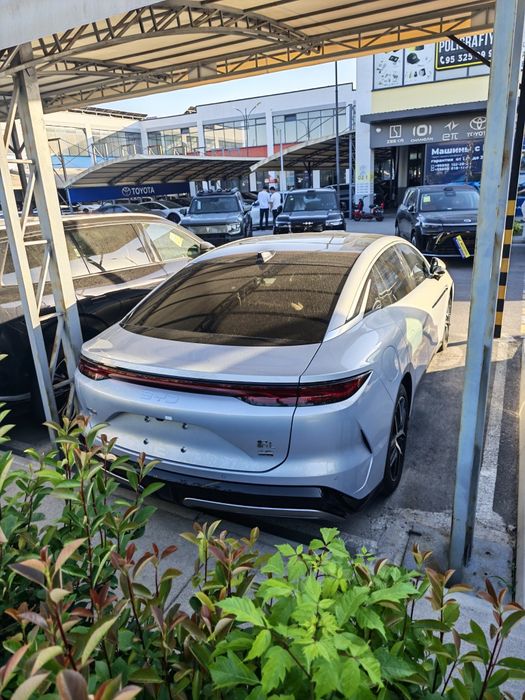 BYD Han-l 601 km 2025