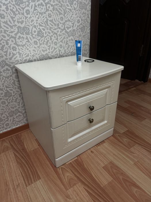 Продам спальный гарнитур