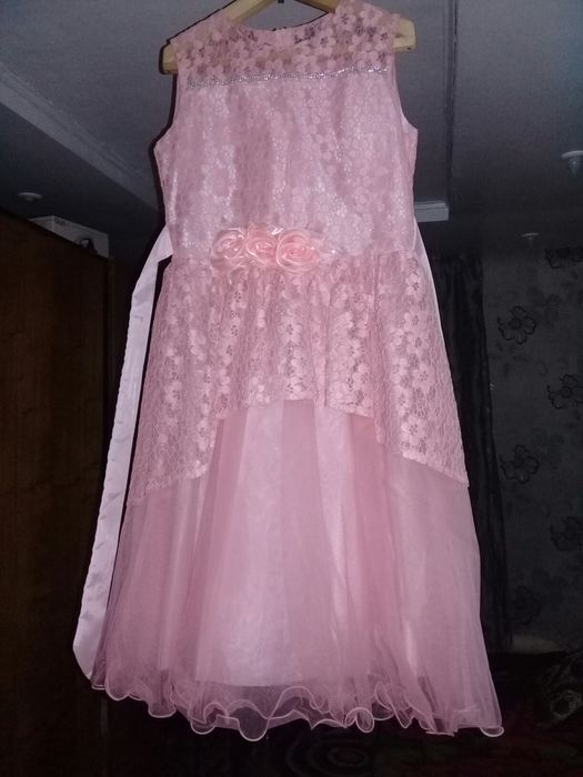 Продам платье в хорошем состоянии