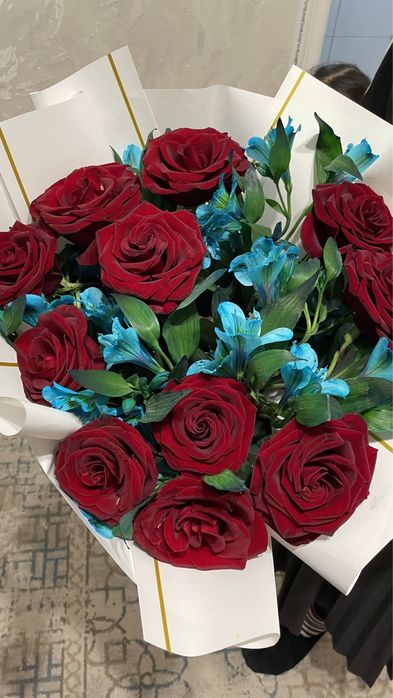 Цветы роза букет