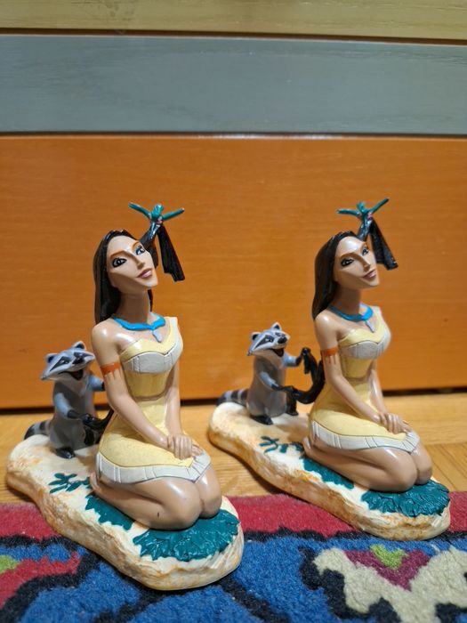 Винтидж фигурка Покахонтас с Мико от Applause