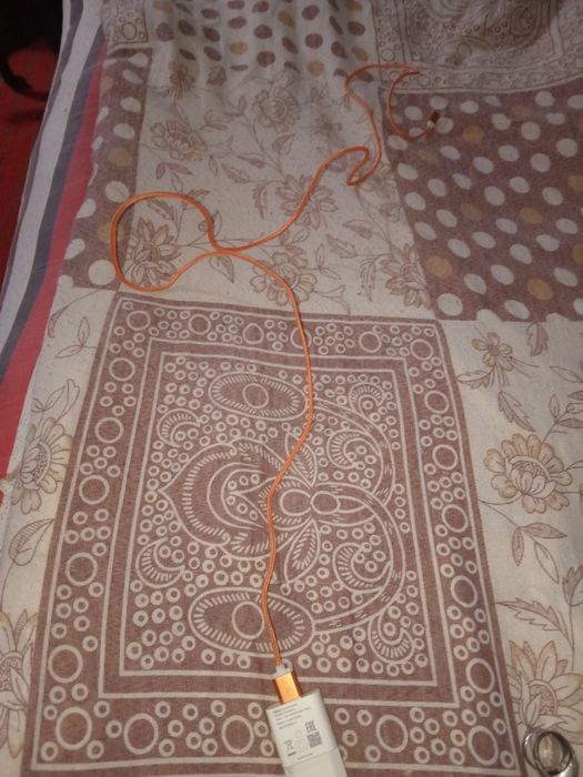 Продам зарядки на IPhone