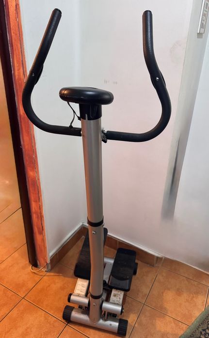 Stepper Kettler cu display LCD – aparat fitness pentru acasă