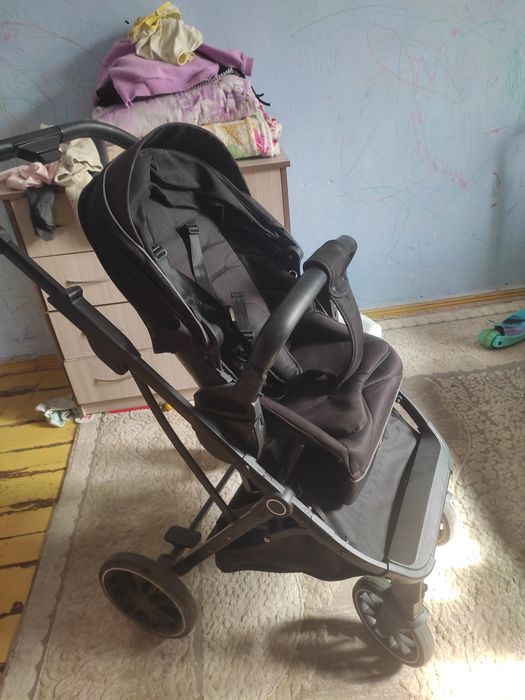 Продам коляску Ининг Беби Т60
